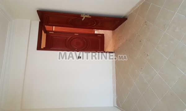 APPARTEMENT MOYEN STANDING 80m² AL MANZEH A VENDRE