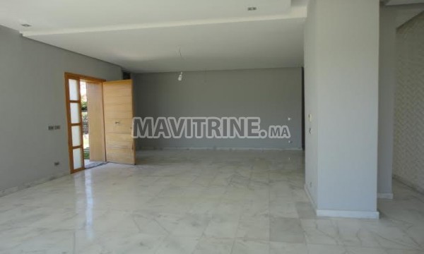 Villa de 667 m² à Bouskoura .