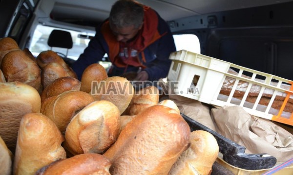 chauffeur livreur de pains  O