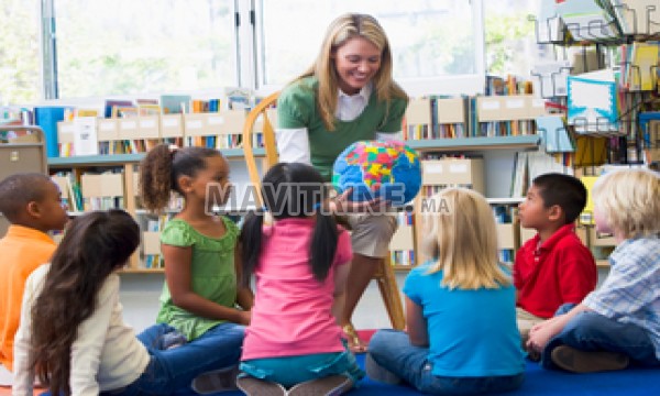 femme au foyer éducatrice jeune enfance  O