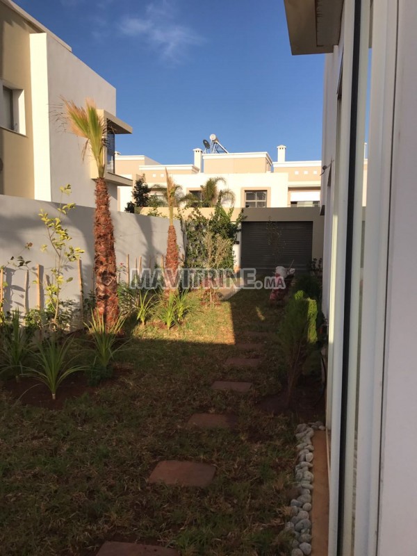 Villa de 320 m² à Ain Diab