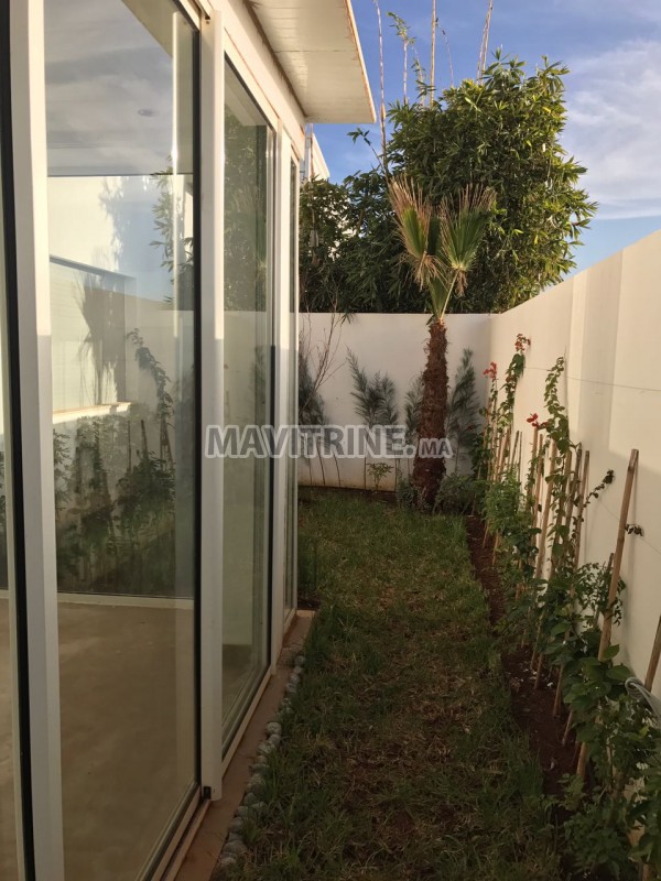 Villa de 320 m² à Ain Diab