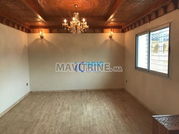 Villa moderne de 400 m² en location situè à Harhoura