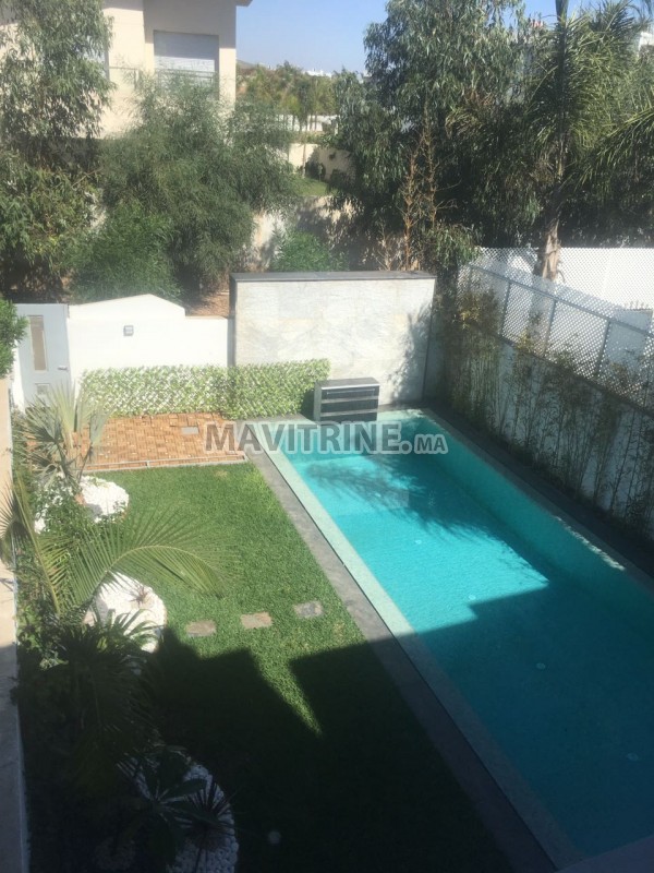 Villa de 300 m² à Bouskoura