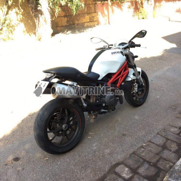 Ducati monster 796