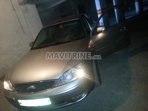 Ford Mondeo Ghia 2004