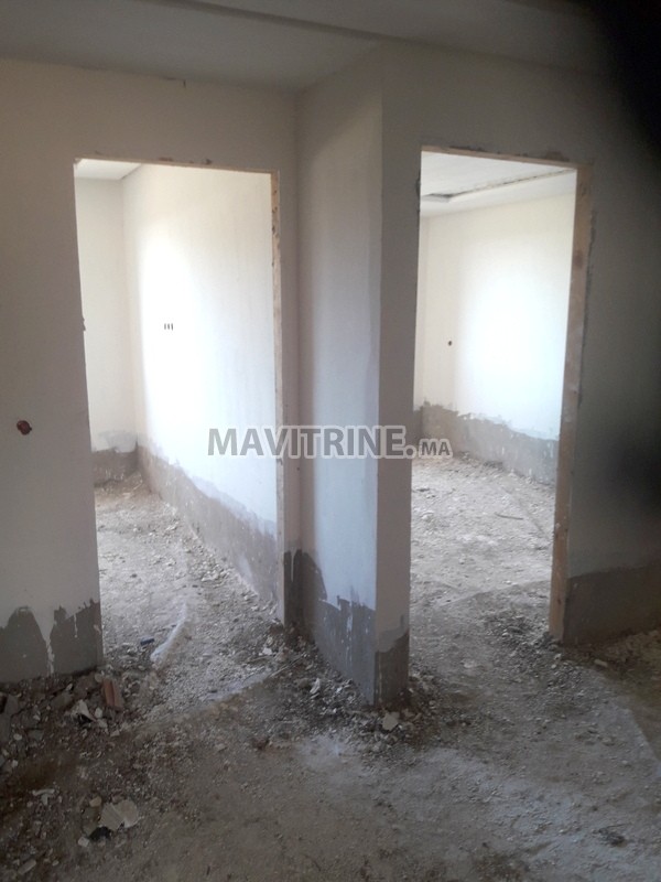 appartement de 100 m2 a terminer