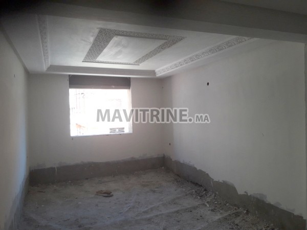 appartement de 100 m2 a terminer