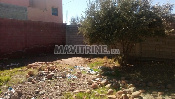 Terrain constructible  de 128m2 Route  Sidi  Ghiat