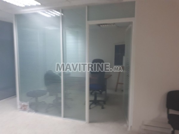 Bureau de 314 m² à Sidi Maarouf.