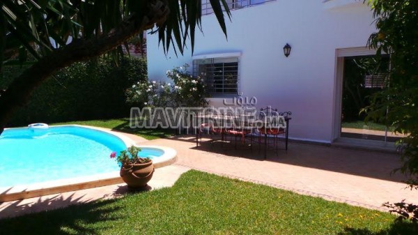 Villa de 470 m² à Ain diab