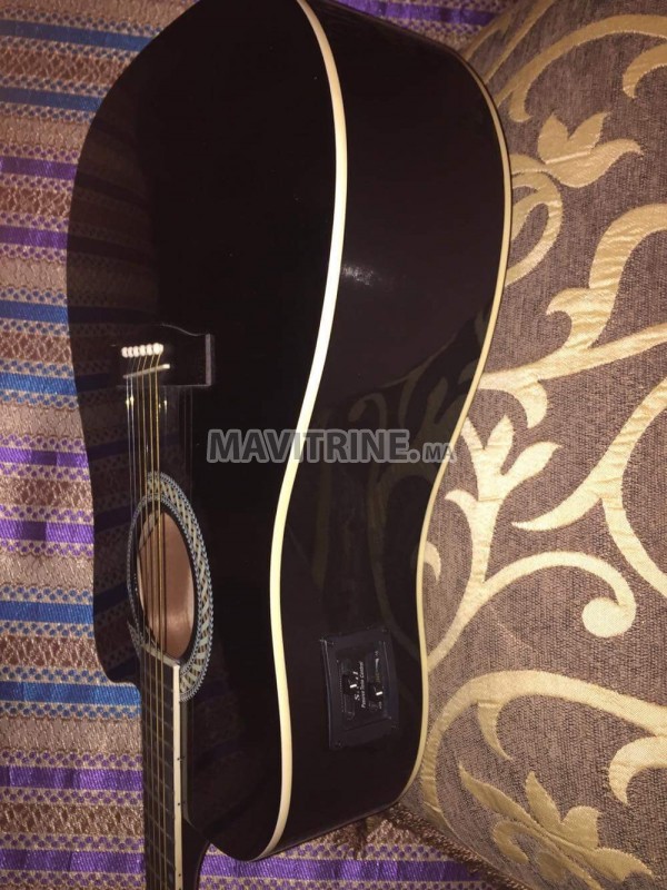 Guitare acoustique