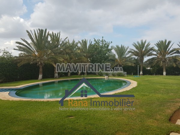 Villa de haute gamme en location à Rabat Souissi