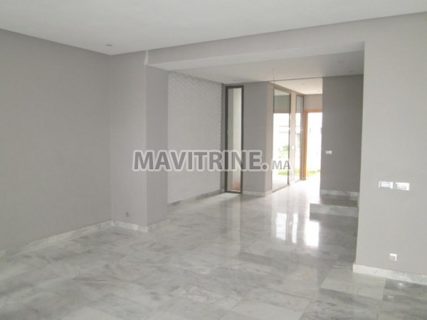 Villa 400m² à Bouskoura