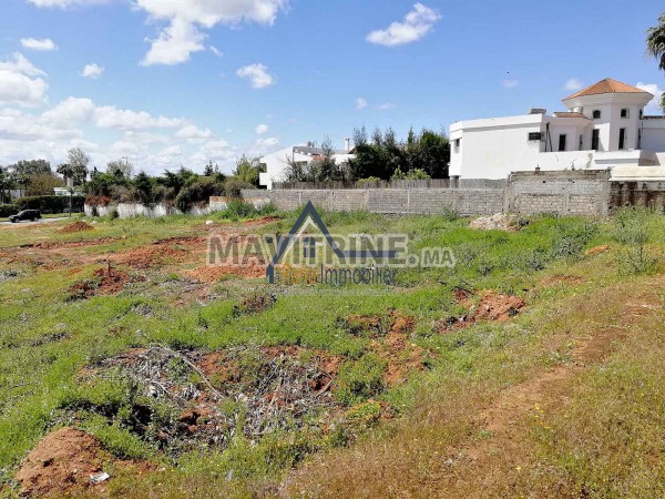 Terrain zone villa de 2045m à vendre à Rabat Souissi