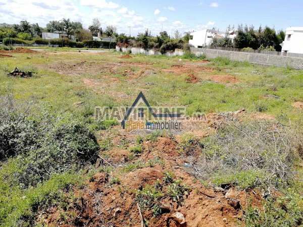 Terrain zone villa de 2045m à vendre à Rabat Souissi