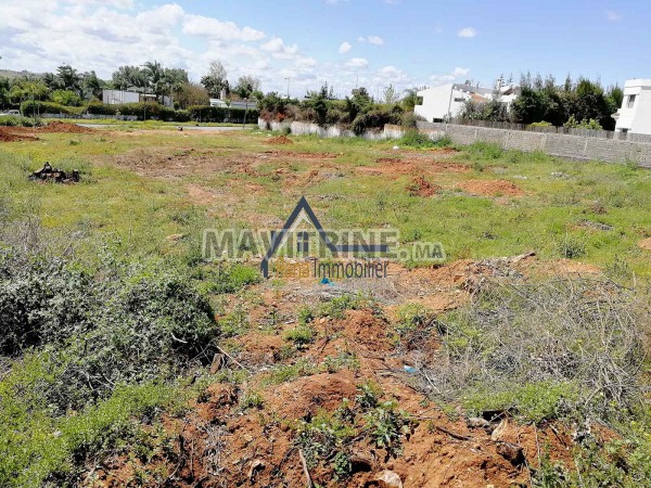 Terrain zone villa de 2045m à vendre à Rabat Souissi