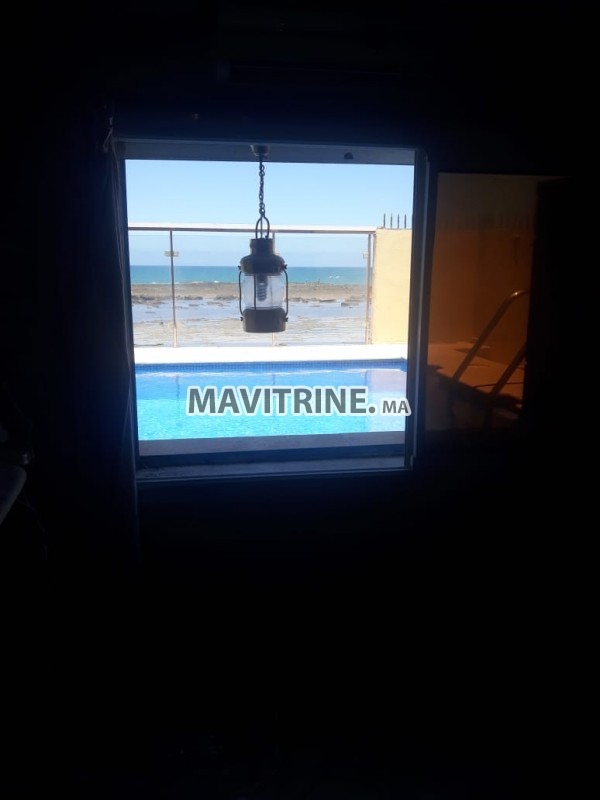 magnifique villa pieds sur mer à vendre