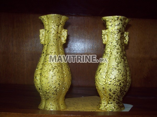 2 vases dorré.