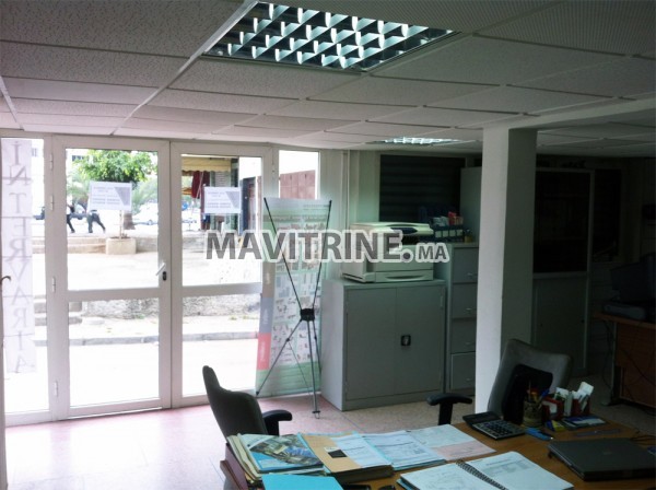 Local commercial de 110m2 rabat 40 million cle / louer 3300