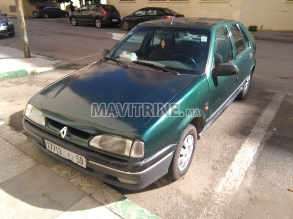 VOITURE A VENDRE RENAULT 19