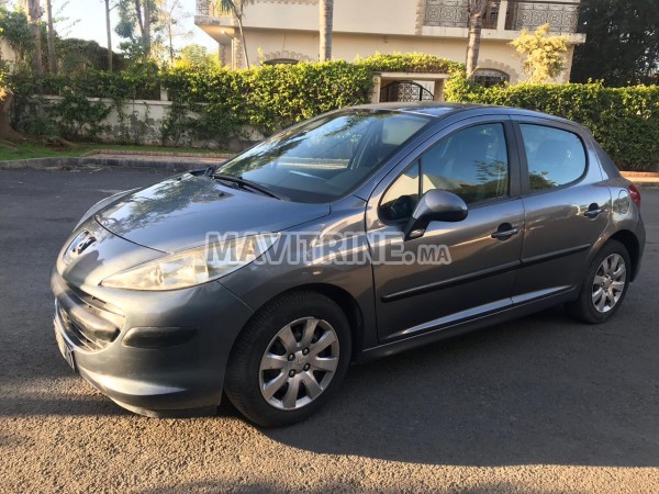 Peugeot 207 Diesel - toutes options -2010