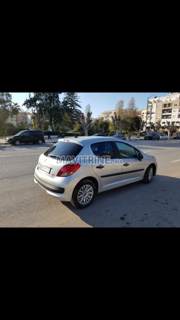 Peugeot 207 très bon état