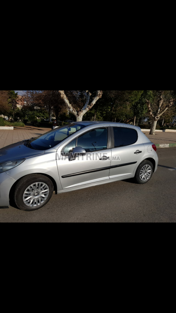 Peugeot 207 très bon état