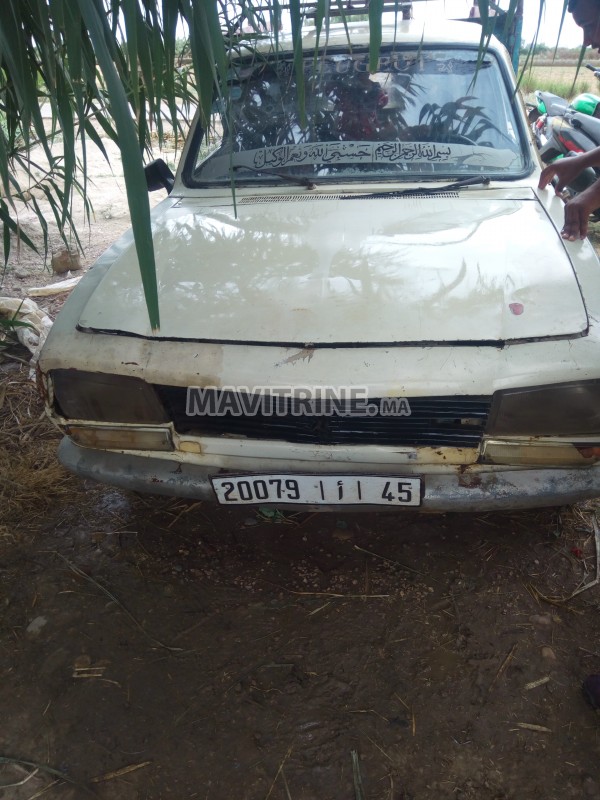 Pick up peugeot 504. A vendre