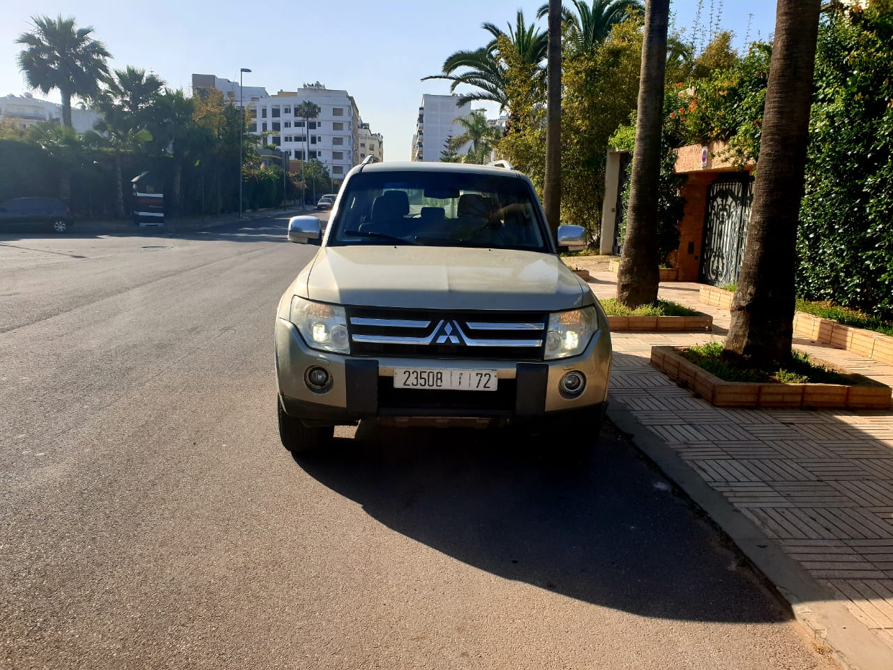 URGENT - Mitsubishi pajero Diesel -2008 - (vente urgente ! cause départ)