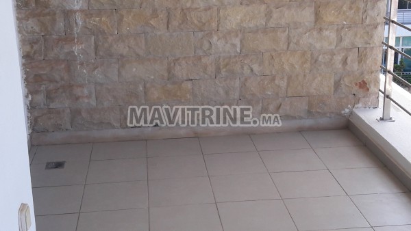 Bel appartement vide haut standing en location à Rabat