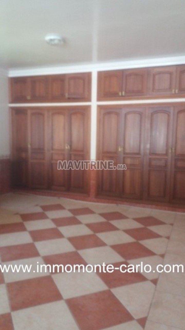 Location Villa haut standing au quartier  Souissi RABAT