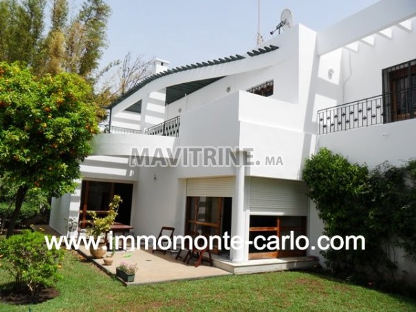 A louer maison-villa vide à Rabat  Hay Riad