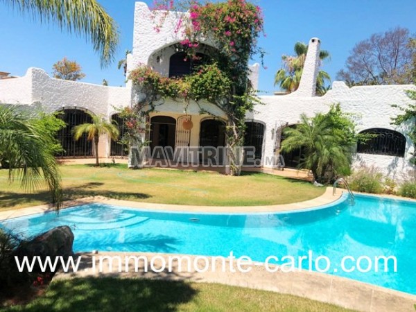 Jolie villa avec piscine à louer à Hay Riad Rabat