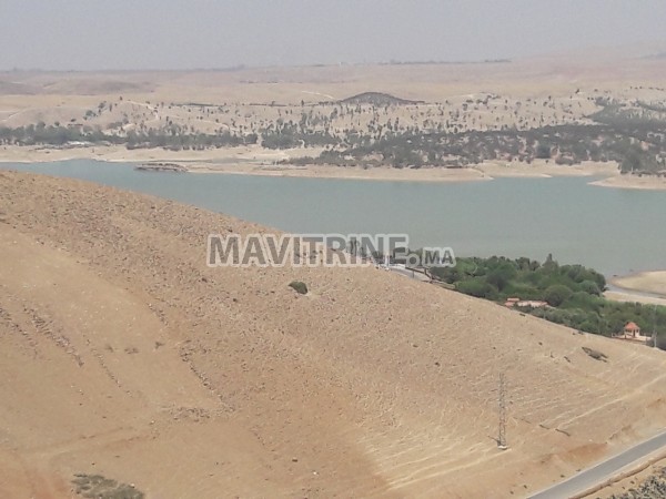 17 hectares titres au lac de takerkouste