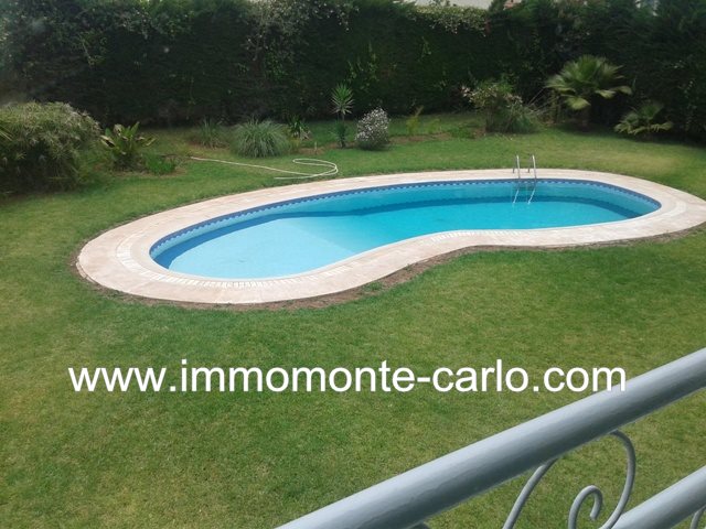 Location villa  haut standing avec piscine à Souissi RABAT