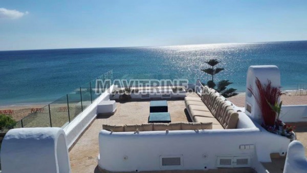 Location villa de lux pied dans l'eau marina smir