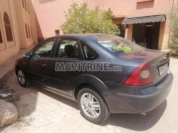 Ford Focus diesel 2007 toute optionn