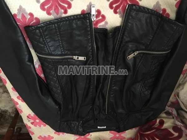 Jacket cuir neuve jamais portée