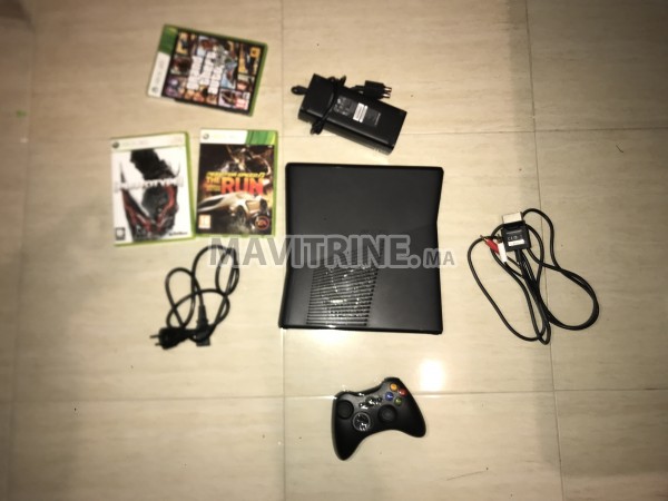 Console Xbox 360 avec 3 jeux