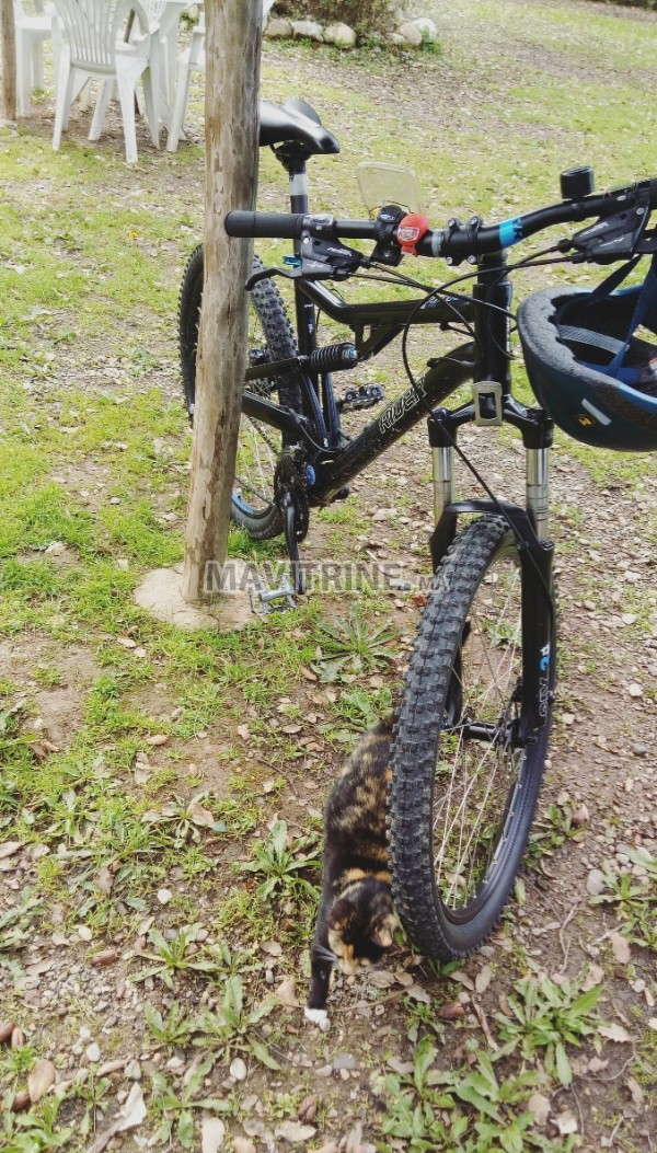 VTT ROCKRIDER 6.3 / VTT vélo