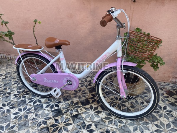 2 vélos fille et garçon