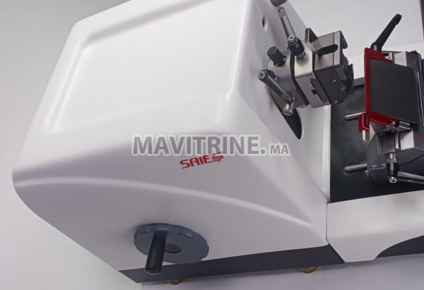 Microtome Manuel Saif CM315