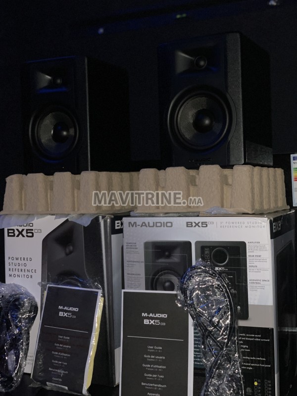 Moniteur M-audio bx5 d3 left right