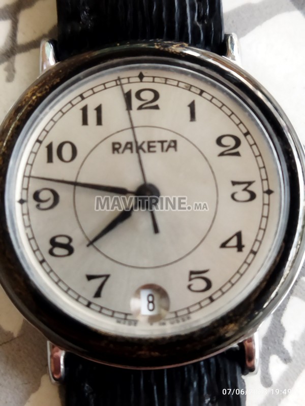 Montre RAKETA rare vintage