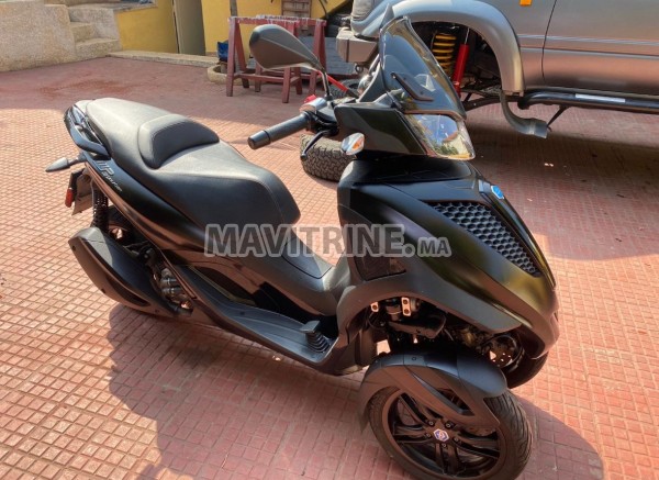 Tricycle piaggio 300