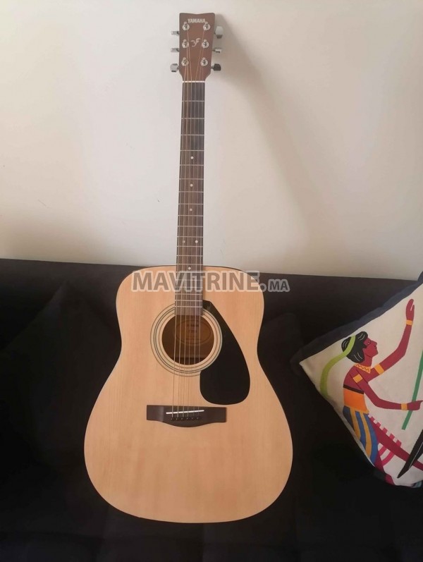 Guitare Acoustique YAMAHA F310 jamais utilisée comme neuf